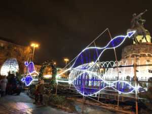 Новогодние декорации для Софийской и Контрактовой площадей.
